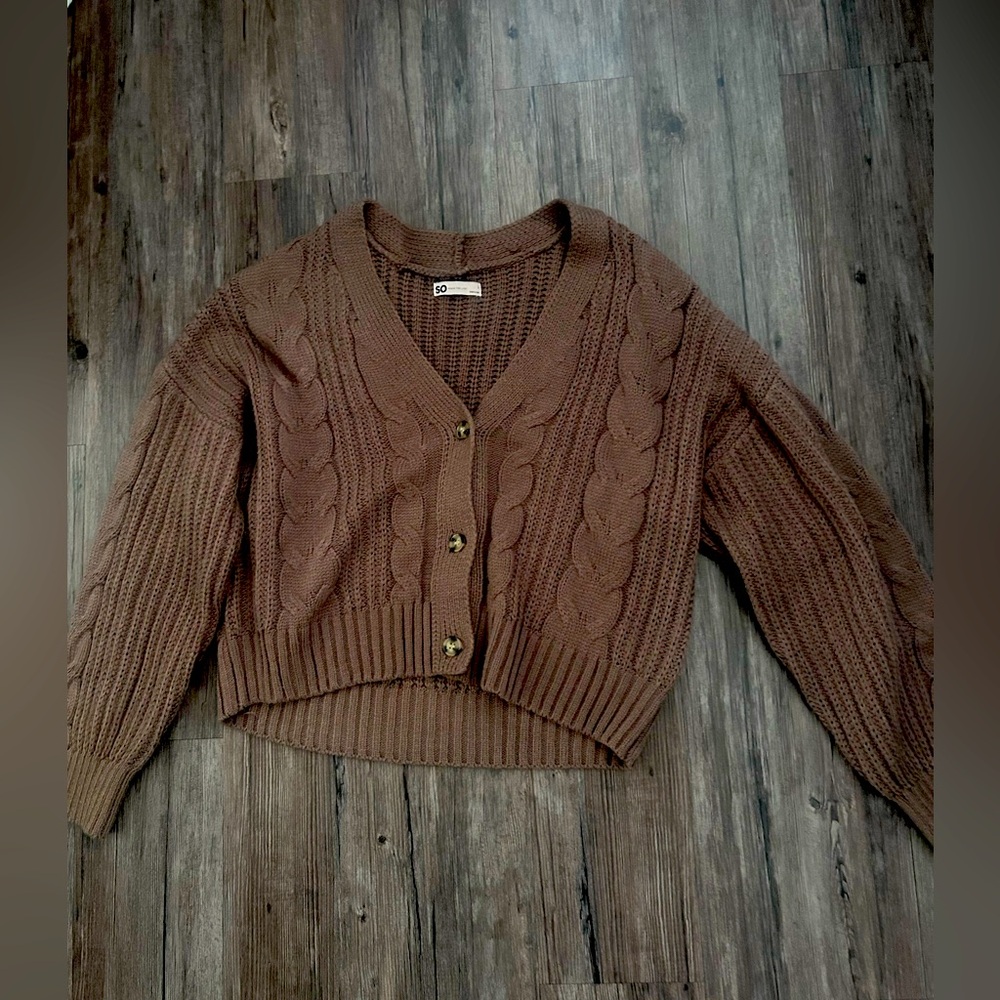 SO Good for Life- cropped comfy knitted cardigan with 3 large buttons